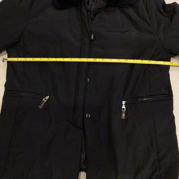 Authentic PRADA Black Synthetic & Fur collar button jacket - Picture 7 of 7